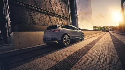 Renault Megane E-Tech 295.000 TL'ye Varan İndirim Fırsatıyla